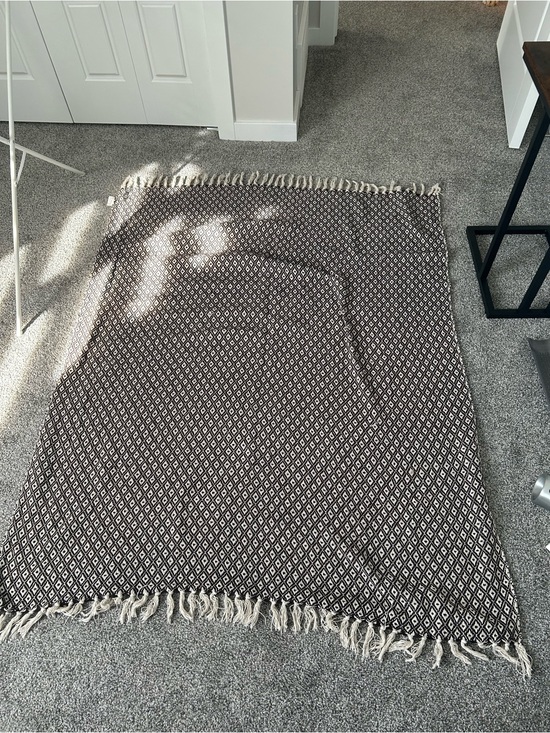Other - Black and White Diamond Pattern Throw Blanket